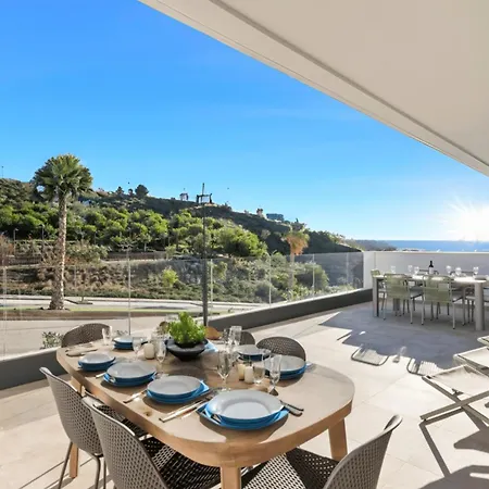Appartement Luxury Higueron: Piscina A Pasos Del Tren Fuengirola