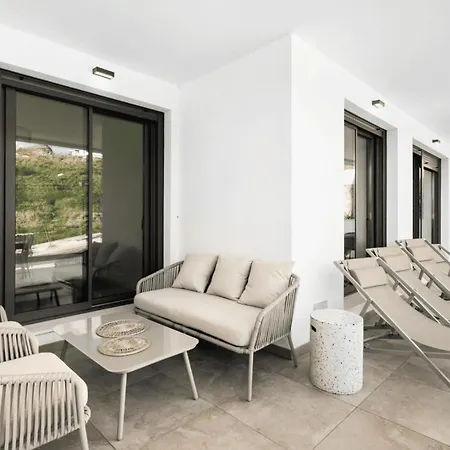 Luxury Higueron: Piscina A Pasos Del Tren Appartement