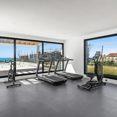 Luxury Higueron: Piscina A Pasos Del Tren Lägenhet