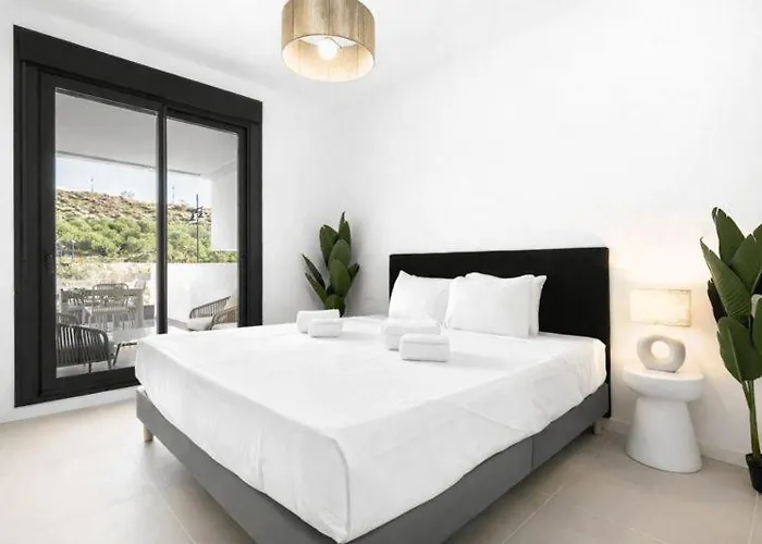 Luxury Higueron: Piscina A Pasos Del Tren * Fuengirola