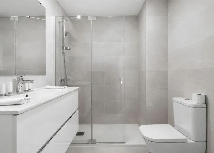 Luxury Higueron: Piscina A Pasos Del Tren Fuengirola