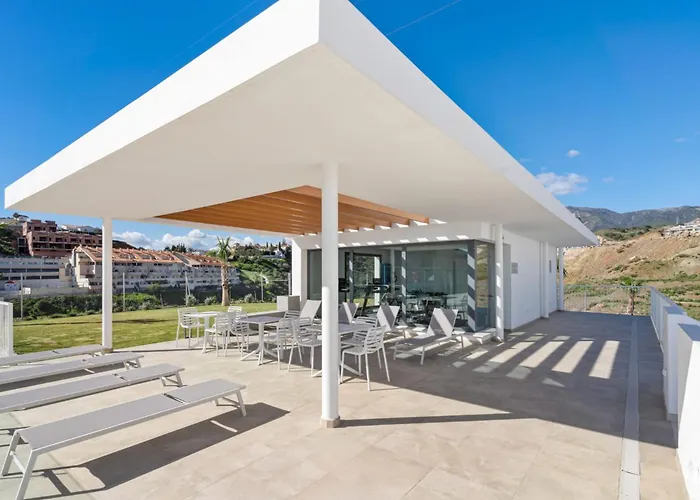 Luxury Higueron: Piscina A Pasos Del Tren Lejlighed Fuengirola